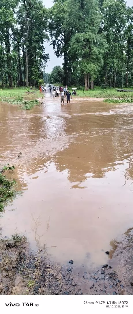 बिच्छूली नदी का जलस्तर बढ़ा, कोडार बड़वाही सहित पोड़ी में आवगमन अवरुद्, बिच्छूली नदी का जलस्तर बढ़ा, कोडार बड़वाही सहित पोड़ी में आवगमन अवरुद्,
