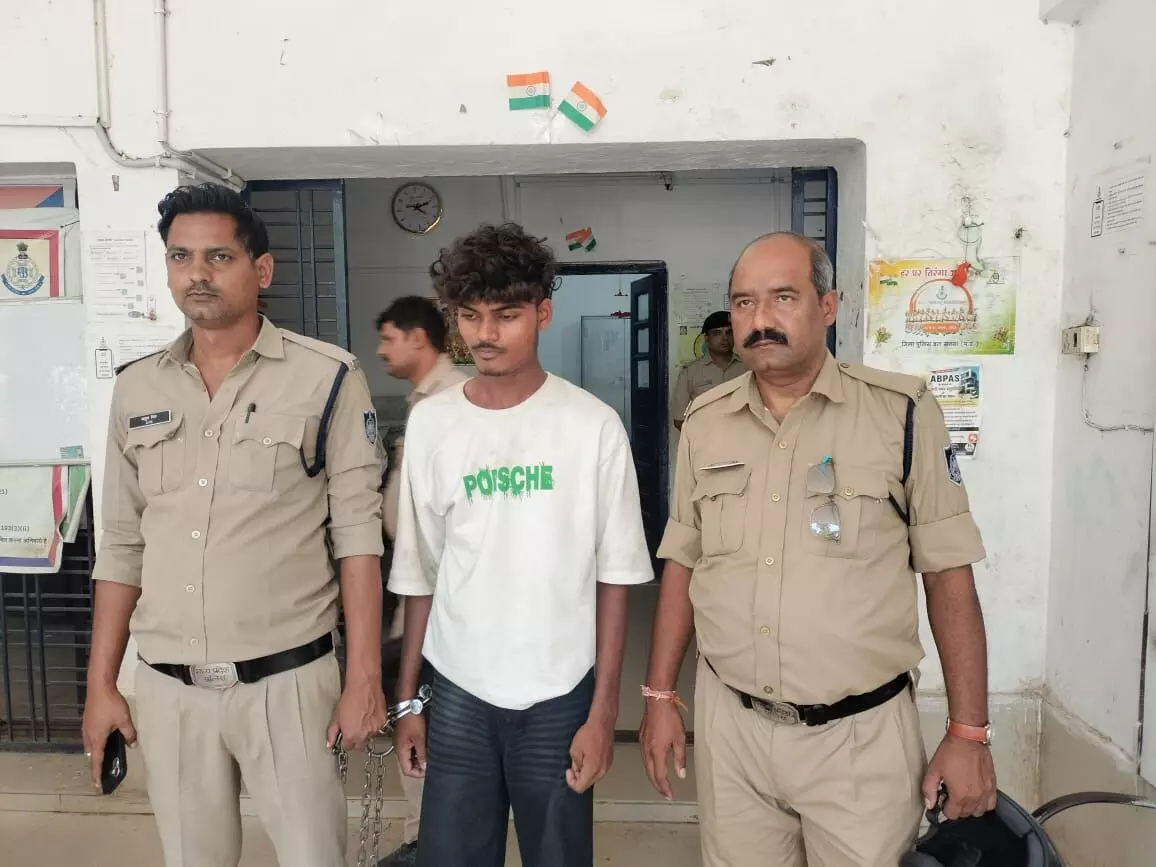 रंगदारी मांगने और कार में तोडफ़ोड़ करने का आरोपी बंदी रंगदारी मांगने और कार में तोडफ़ोड़ करने का आरोपी बंदी