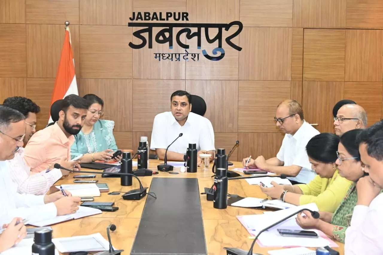 पात्र भू-स्वामियों की सूची तैयार कर दिलाएं स्वामित्व योजना का लाभ पात्र भू-स्वामियों की सूची तैयार कर दिलाएं स्वामित्व योजना का लाभ