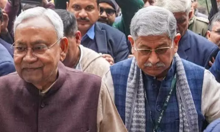 जेडीयू में होगी बड़ी टूट? नीतीश कुमार की बैठक में ललन सिंह के ना पहुंचने पर गरमाई राजनीति