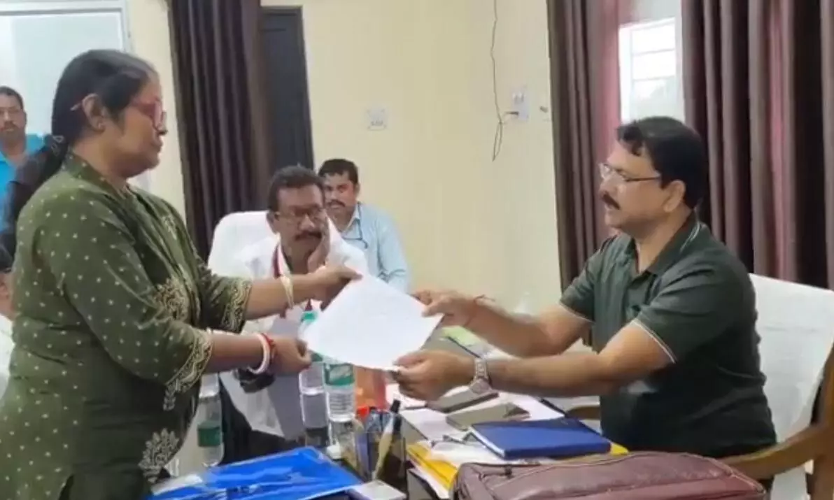 पश्चिम बंगाल में ममता को बड़ा झटका, नंदीग्राम से उनकी पार्टी उम्मीदवार ने वापस लिया नामांकन, कांग्रेस कैंडिडेट को देगी समर्थन