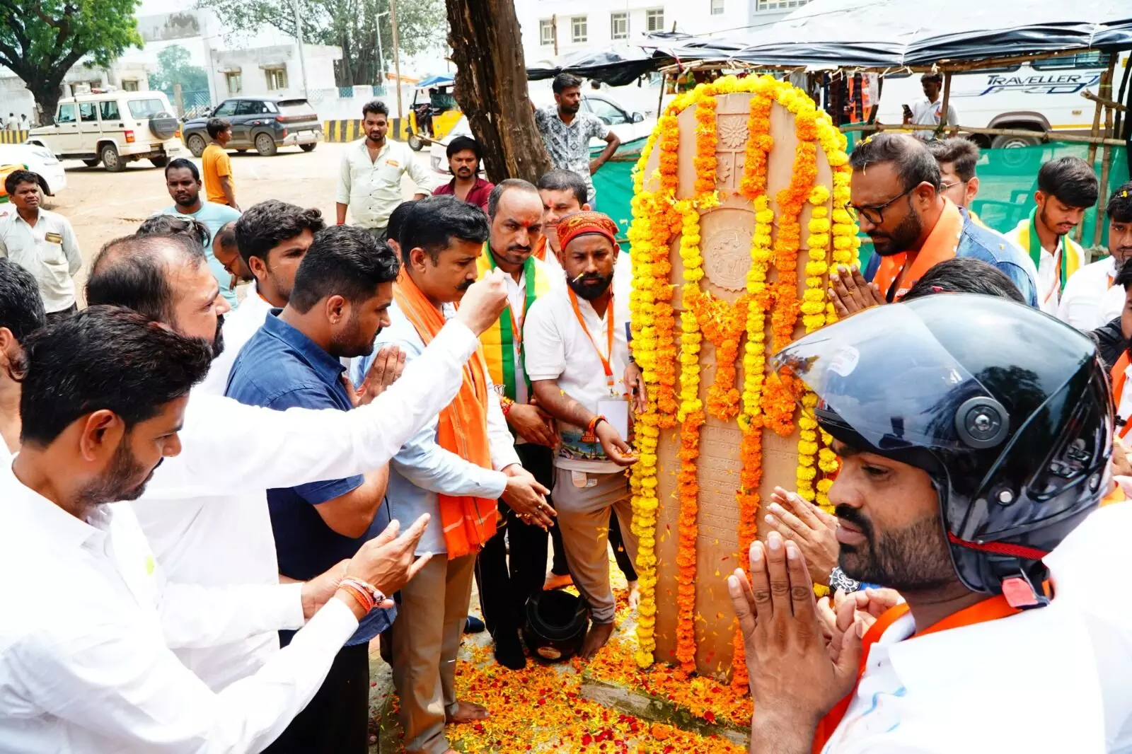 सेवा का संकल्प, राष्ट्र निर्माण का संदेश लेकर मऊगंज पहुंची बनारस-वडनगर सेवा यात्रा सेवा का संकल्प, राष्ट्र निर्माण का संदेश लेकर मऊगंज पहुंची बनारस-वडनगर सेवा यात्रा