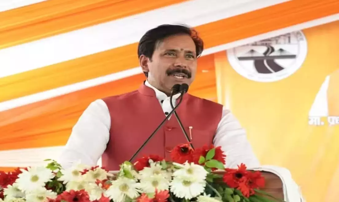 वाराणसी में आरक्षण को लेकर गरमाई सियासत, अनिल राजभर ने सपा पर उठाए सवाल वाराणसी में आरक्षण को लेकर गरमाई सियासत, अनिल राजभर ने सपा पर उठाए सवाल