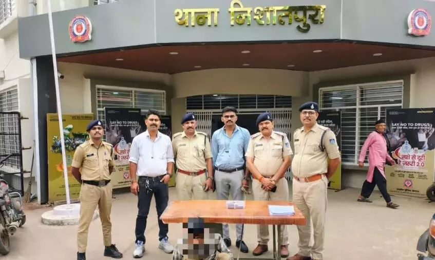 चलती बाइक पर गोली मारकर हत्या करने वाला आरोपी गिरफ्तार, अब पिस्टल देने वाले की तलाश चलती बाइक पर गोली मारकर हत्या करने वाला आरोपी गिरफ्तार, अब पिस्टल देने वाले की तलाश