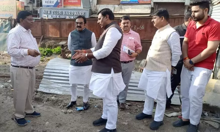 लोक निर्माण मंत्री राकेश सिंह ने किया बैरागढ की निर्माणाधीन ब्रिज का निरीक्षण लोक निर्माण मंत्री राकेश सिंह ने किया बैरागढ की निर्माणाधीन ब्रिज का निरीक्षण