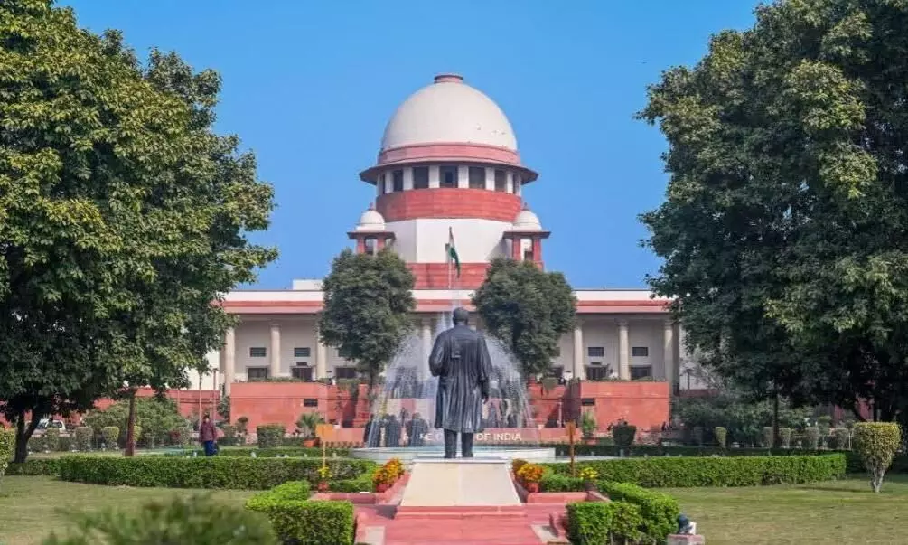 भोपाल में अवैध कमर्शियल गतिविधियों पर SC में सुनवाई, सरकार और याचिकाकर्ता पक्ष ने क्या-क्या दी दलीलें? भोपाल में अवैध कमर्शियल गतिविधियों पर SC में सुनवाई, सरकार और याचिकाकर्ता पक्ष ने क्या-क्या दी दलीलें?