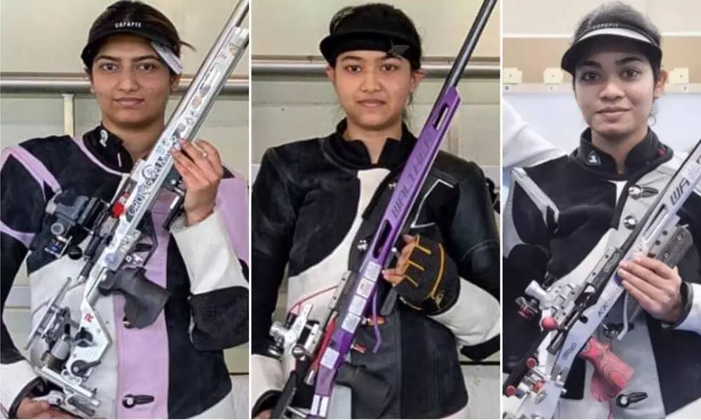शूटिंग में भारत को मिला एक और मेडल, विमेंस टीम ने 50 मीटर राइफल थ्री पोजिशन में सिल्वर पर साधा निशाना शूटिंग में भारत को मिला एक और मेडल, विमेंस टीम ने 50 मीटर राइफल थ्री पोजिशन में सिल्वर पर साधा निशाना