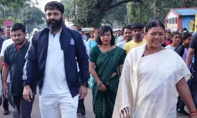 सेवा मेरा योगदान, जशपुर में वॉकथॉन के जरिए गूंजा नशामुक्त समाज का संदेश