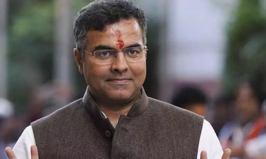 प्रवेश वर्मा के थप्पड़ कांड में नया मोड़, पीड़ित ने मंत्री के खिलाफ दर्ज कराई शिकायत प्रवेश वर्मा के थप्पड़ कांड में नया मोड़, पीड़ित ने मंत्री के खिलाफ दर्ज कराई शिकायत