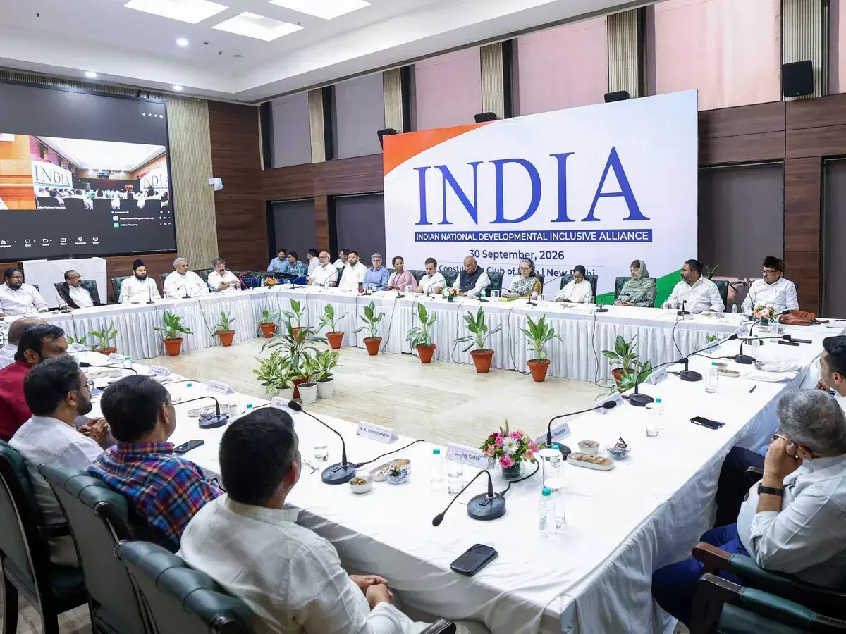 केंद्र के साथ दो-दो हाथ करने को तैयार इंडिया गठबंधन, ज्ञानेश कुमार के इस्तीफे के मांग को लेकर अब सड़क पर होगा संग्राम