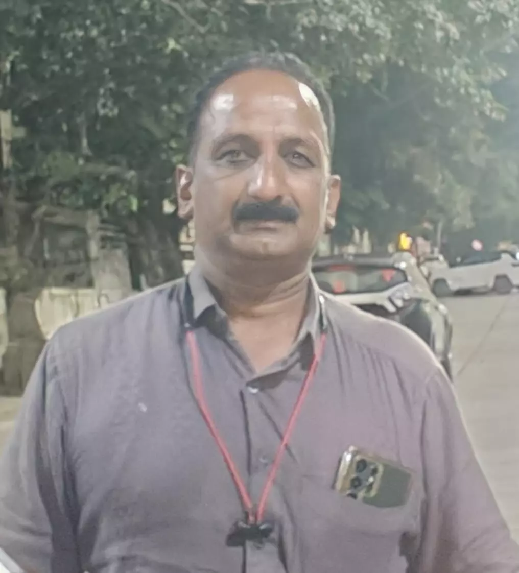 सर्विस पिस्तौल से पुलिस उपनिरीक्षक ने खुद को गोली मारी