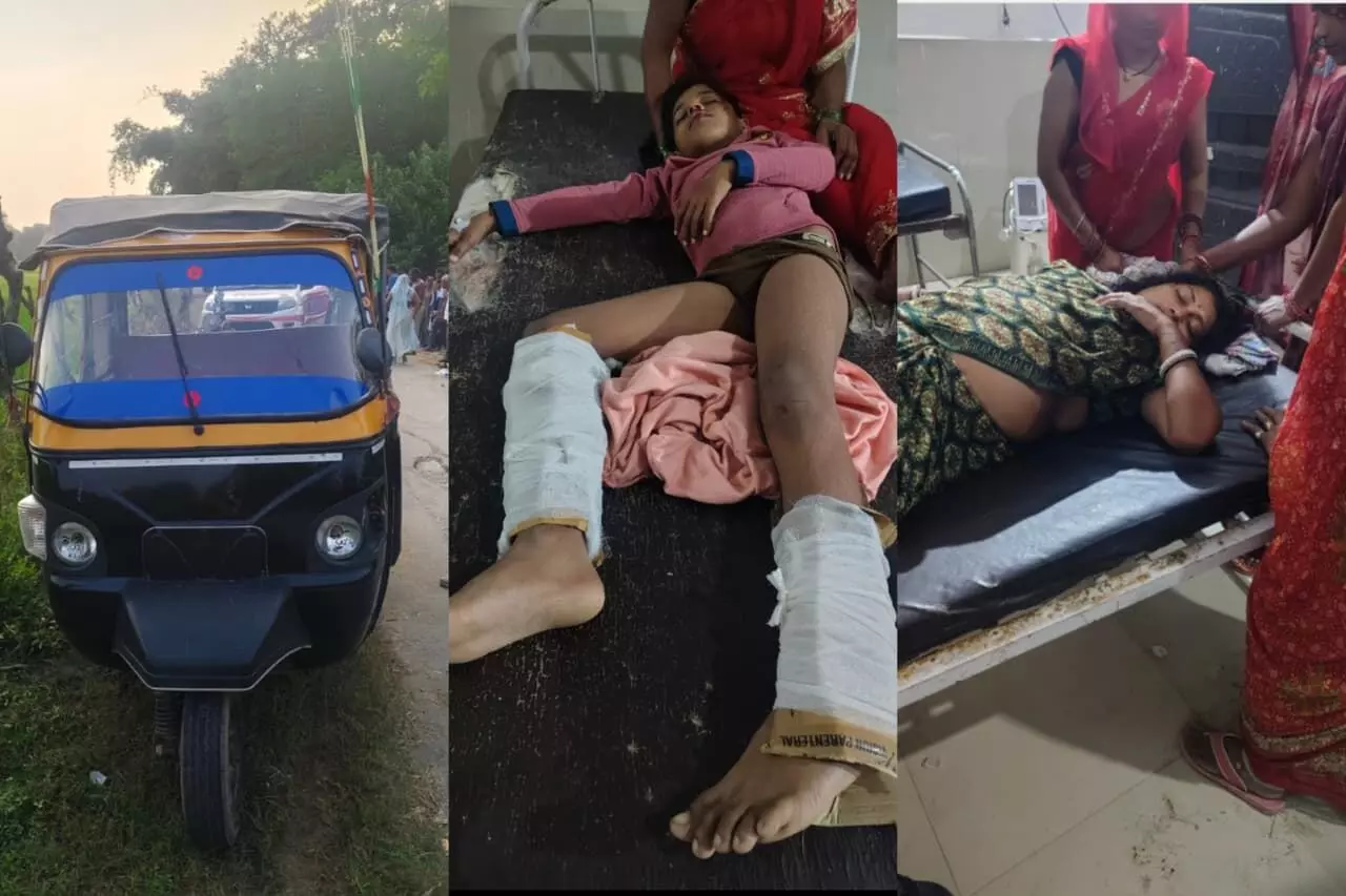 ओवरलोड ऑटो पलटा, 15 वर्षीय किशोर के दोनों पैर टूटे ओवरलोड ऑटो पलटा, 15 वर्षीय किशोर के दोनों पैर टूटे