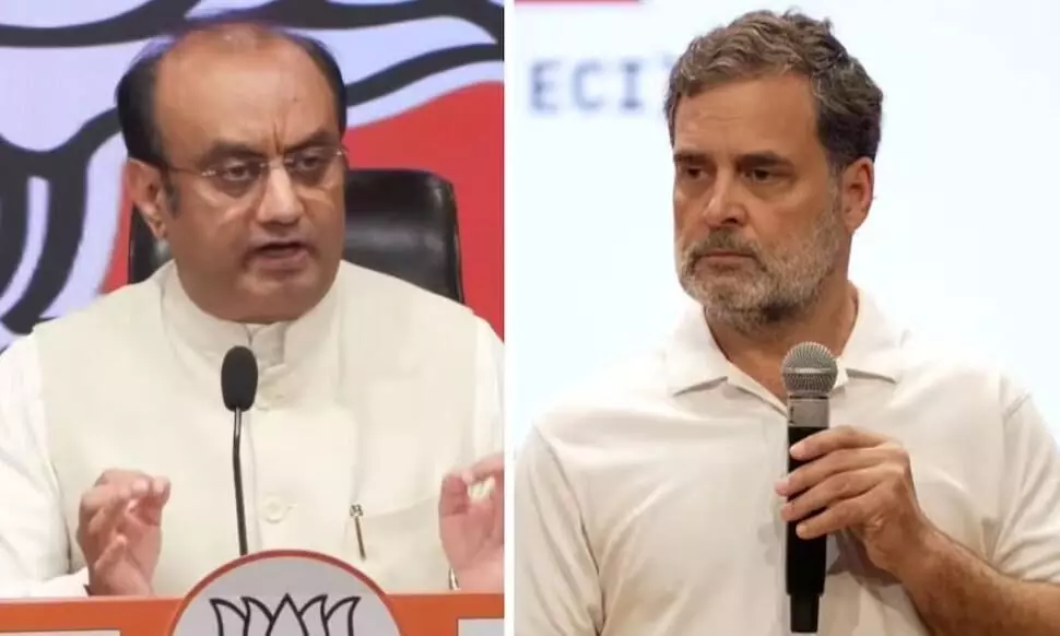 राष्ट्रपति से मुलाकात के बाद राहुल गांधी पर बरसे सुधांशु त्रिवेदी, कहा- सारी सीमाएं पार कीं राष्ट्रपति से मुलाकात के बाद राहुल गांधी पर बरसे सुधांशु त्रिवेदी, कहा- सारी सीमाएं पार कीं