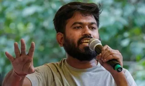 रिहा होने के बाद घर लौटे अभिजीत दिपके, CJP संस्थापक ने केंद्र को घेरा, दोपहर 2 बजे CJP की प्रेस कॉन्फ्रेंस रिहा होने के बाद घर लौटे अभिजीत दिपके, CJP संस्थापक ने केंद्र को घेरा, दोपहर 2 बजे CJP की प्रेस कॉन्फ्रेंस