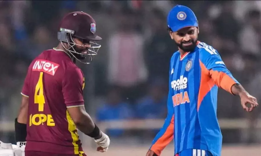 भारत और वेस्टइंडीज के बीच तीसरा टी20 आज, लखनऊ-रांची के बाद इंदौर में भी बड़े स्कोर की उम्मीद, देखें दोनों टीमों की पॉसिंबल प्लेइंग-11 भारत और वेस्टइंडीज के बीच तीसरा टी20 आज, लखनऊ-रांची के बाद इंदौर में भी बड़े स्कोर की उम्मीद, देखें दोनों टीमों की पॉसिंबल प्लेइंग-11