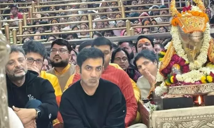 तीसरे टी20 से पहले बाबा महाकाल के दर पर पहुंचे गौतम गंभीर, टीम इंडिया के अच्छे प्रदर्शन के लिए की प्रार्थना, देखें VIDEO