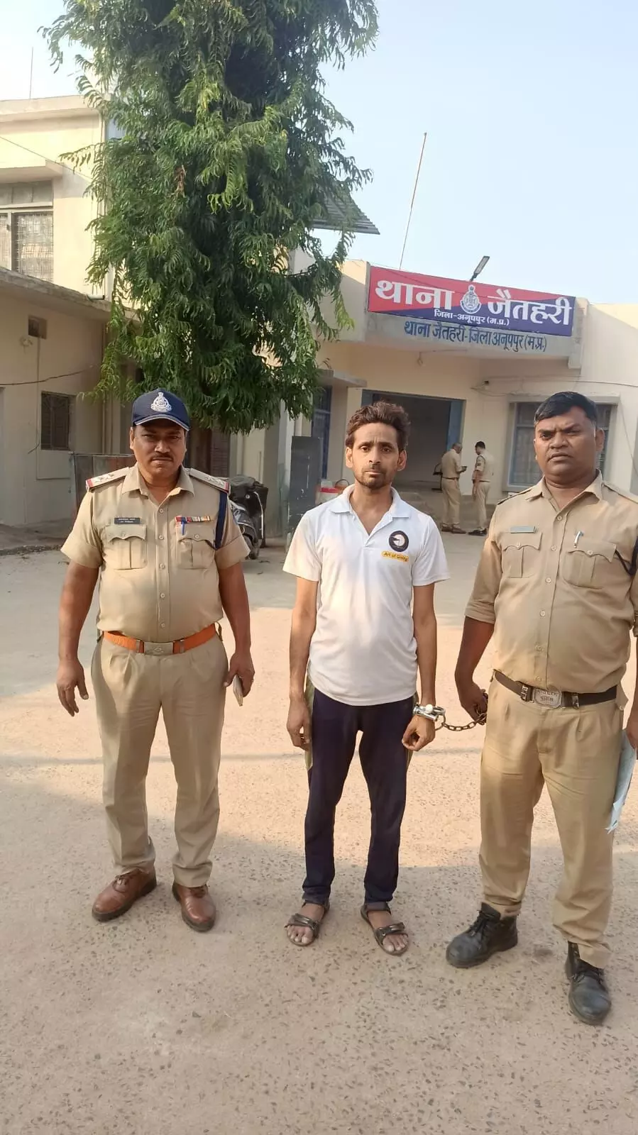 91 लाख की साइबर ठगी में कानपुर से एक और आरोपी गिरफ्तार 91 लाख की साइबर ठगी में कानपुर से एक और आरोपी गिरफ्तार