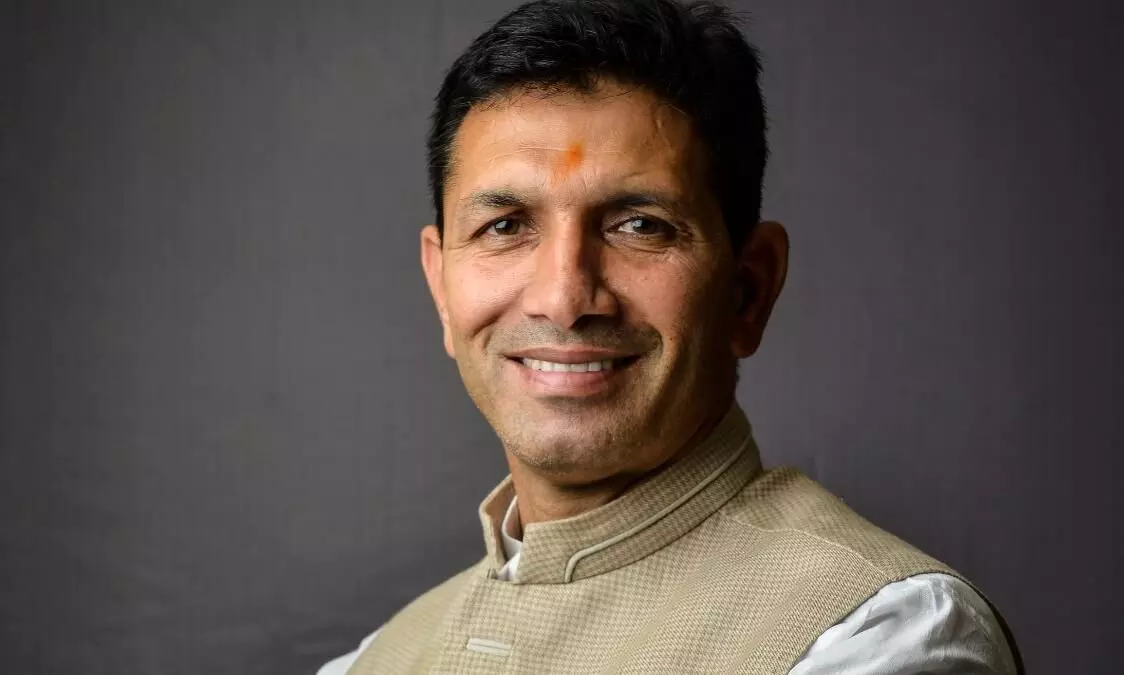 किसानों की मेहनत पर पानी फेर रहे खराब बीज! जीतू पटवारी ने बर्बाद फसल को लेकर केंद्रीय कृषि मंत्री को लिखा लेटर किसानों की मेहनत पर पानी फेर रहे खराब बीज! जीतू पटवारी ने बर्बाद फसल को लेकर केंद्रीय कृषि मंत्री को लिखा लेटर