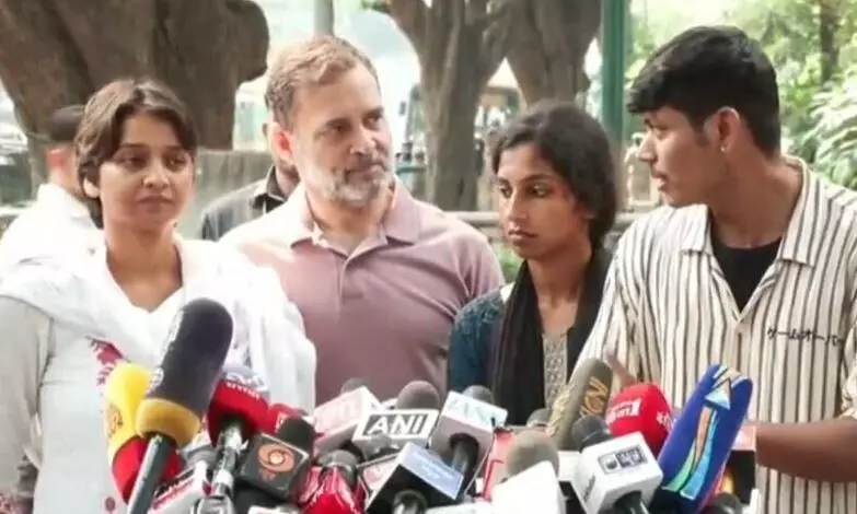 राहुल गांधी का आरोप- हिरासत में NSUI छात्रों से मारपीट, लाठी से पीटा और चेहरा नोंचा