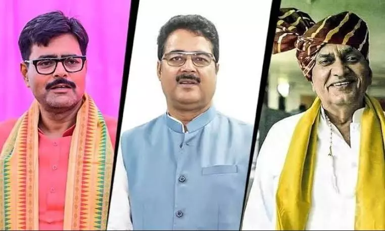 चुनाव से पहले अखिलेश यादव को लगा झटका, बीजेपी में शामिल हुए 3 बागी विधायक, 2 साल पहले की थी क्रॉस वोटिंग