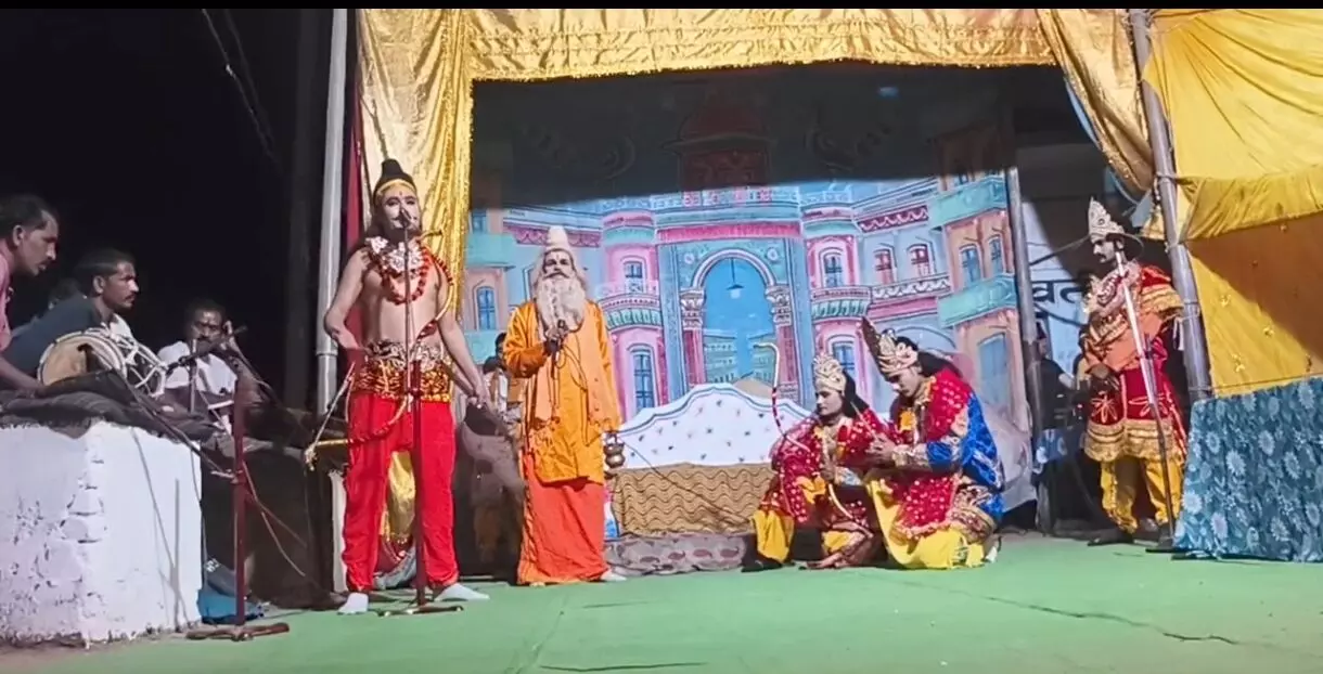 40 साल से टिकरिया में गूंज रहे रामलीला के संवाद, गांव के कलाकारों ने बना दी सांस्कृतिक पहचान
