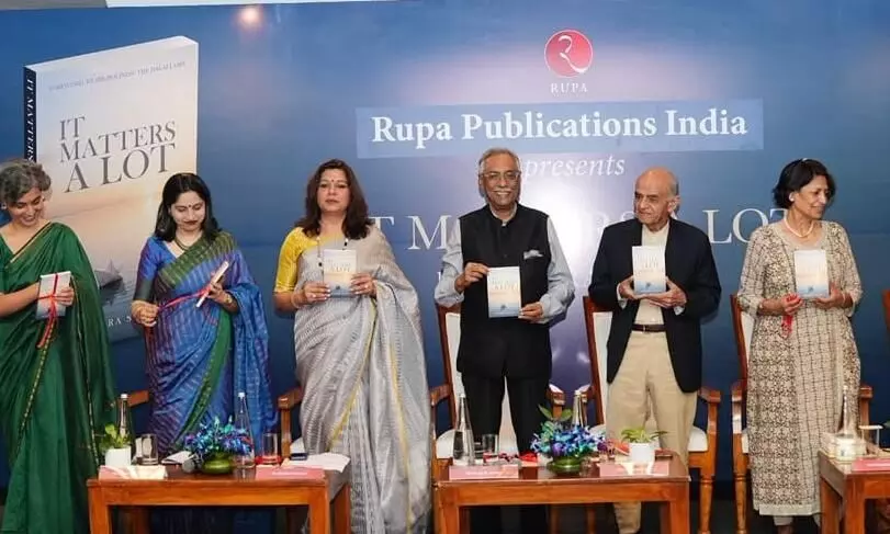 शुभ्रा सक्सेना की बुक ‘It Matters A Lot’ का विमोचन, दलाई लामा ने लिखी है प्रस्तावना, अपने जीवन और फैसलों पर सोचने के लिए करती है प्रेरित शुभ्रा सक्सेना की बुक ‘It Matters A Lot’ का विमोचन, दलाई लामा ने लिखी है प्रस्तावना, अपने जीवन और फैसलों पर सोचने के लिए करती है प्रेरित