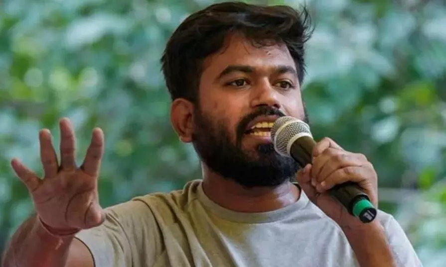 अभिजीत दिपके की बढ़ी मुश्किलें! BNSS की 2 धाराओं में घिरे, हिरासत के बाद कोर्ट में पेशी आज, तिहाड़ जाने की आएगी नौबत? अभिजीत दिपके की बढ़ी मुश्किलें! BNSS की 2 धाराओं में घिरे, हिरासत के बाद कोर्ट में पेशी आज, तिहाड़ जाने की आएगी नौबत?