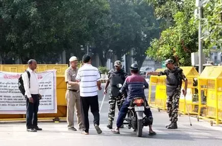 दिल्ली में प्रदर्शन से व्यापार प्रभावित, व्यापारियों ने अमित शाह को लिखा पत्र दिल्ली में प्रदर्शन से व्यापार प्रभावित, व्यापारियों ने अमित शाह को लिखा पत्र