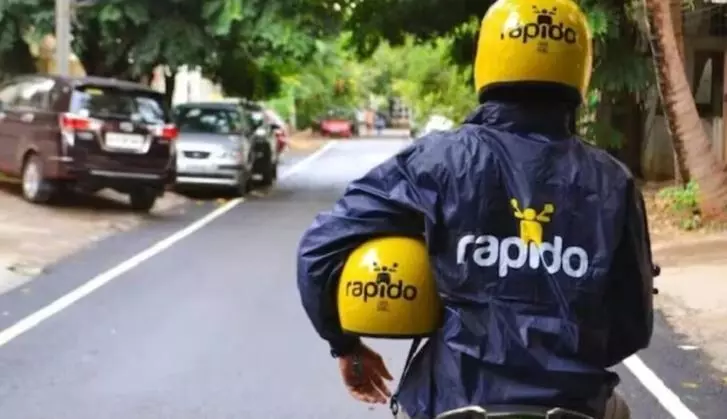 ₹40 हजार की इंजीनियरिंग जॉब छोड़ी, अब Rapido चलाकर कमाने का दावा ₹1.2 लाख महीना