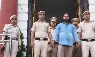 दिल्ली की तीस हजारी कोर्ट ने त्रिपुरा के आमिर शौकीन को एक दिन की न्यायिक हिरासत में भेजा, कल फिर आना पड़ेगा कोर्ट