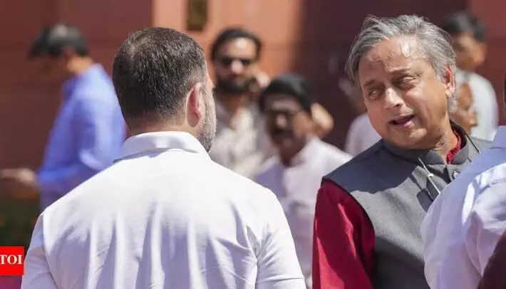 राहुल गांधी के सपोर्ट में उतरे शशि थरूर, PM मोदी के फेल प्रोडक्ट वाले बयान पर किया पलटवार
