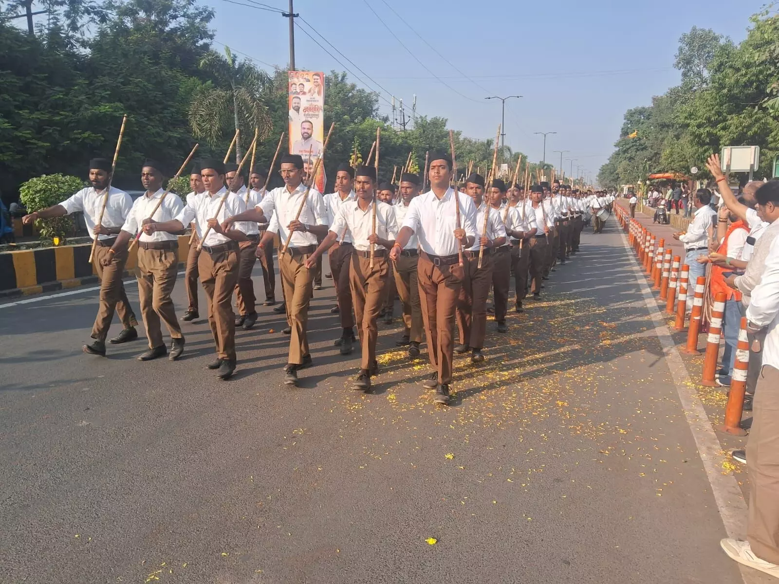 युवा स्वयंसेवकों का गुणवत्तायुक्त पथ संचलन संपन्न