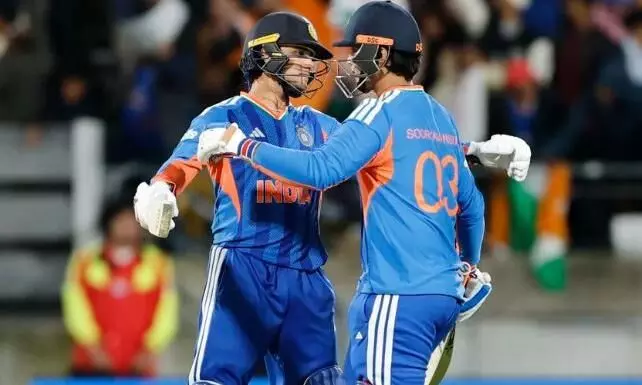 6 ओवर 118 रन, वेलिंगटन टी20 में टीम इंडिया ने बना डाला वर्ल्ड रिकॉर्ड 6 ओवर 118 रन, वेलिंगटन टी20 में टीम इंडिया ने बना डाला वर्ल्ड रिकॉर्ड